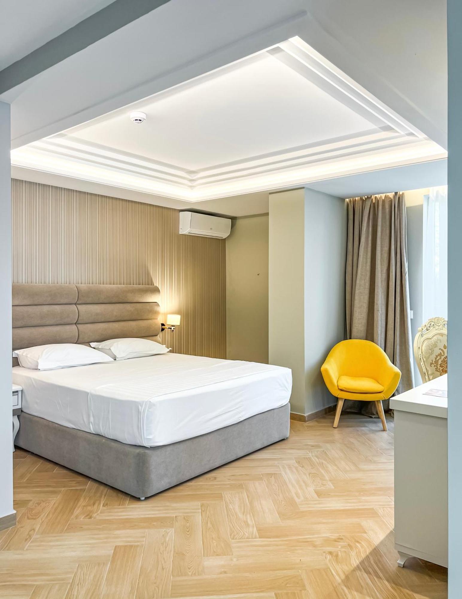 Fafa Aqua Blue Hotel Golem  Ngoại thất bức ảnh